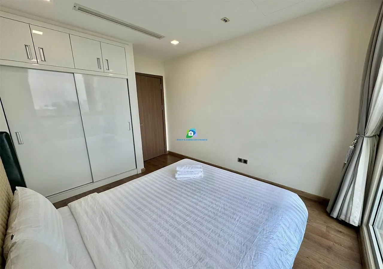 The Landmark And The Park Luxury Apartment Of Vinhomes Ho Chi Minh City